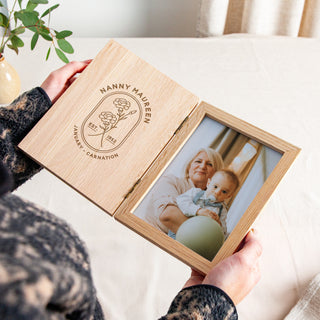 Mother's Day Birth Flower Wooden Photo Frame