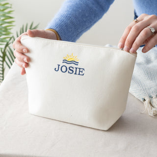 Embroidered Holiday Design Felt Travel Bag