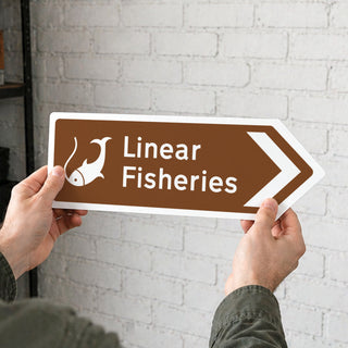 Dad’s Favourite Place Metal Arrow Sign