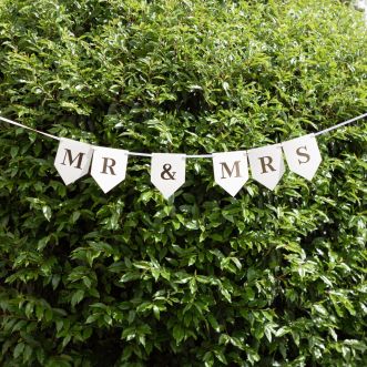 'Mr & Mrs' Foiled Wedding Bunting